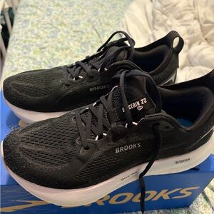 Brooks glycerin 22